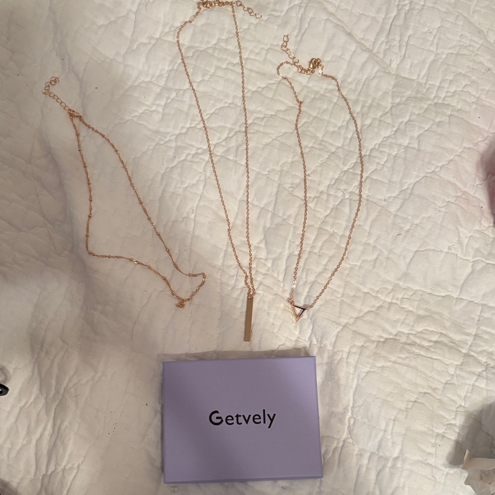 Rose Gold Necklace Trio‎